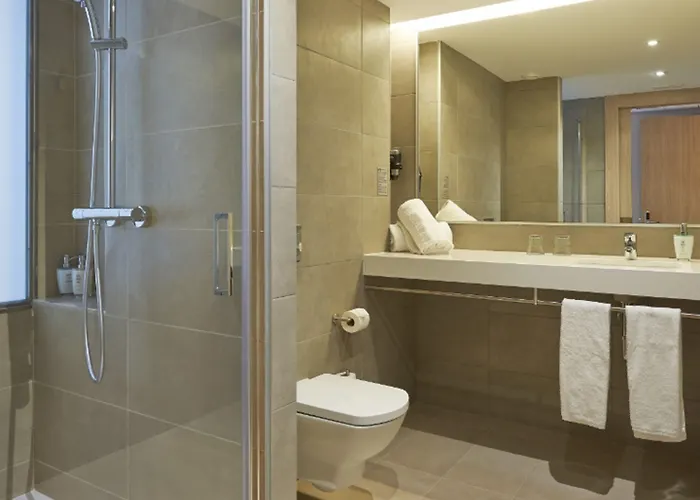 Omnium Hotel 2*